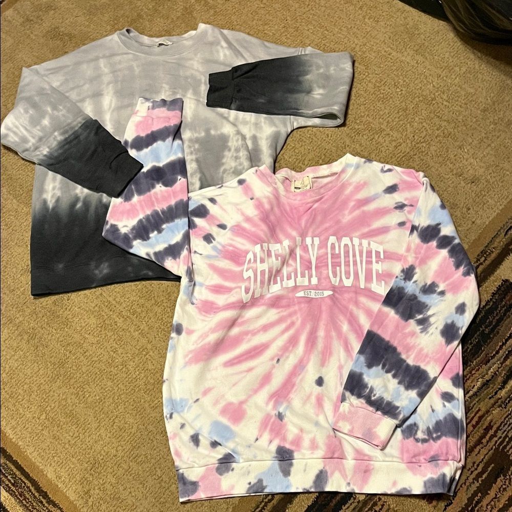 Shelly Cove and Grey Tie-Dye Sweatshirt -